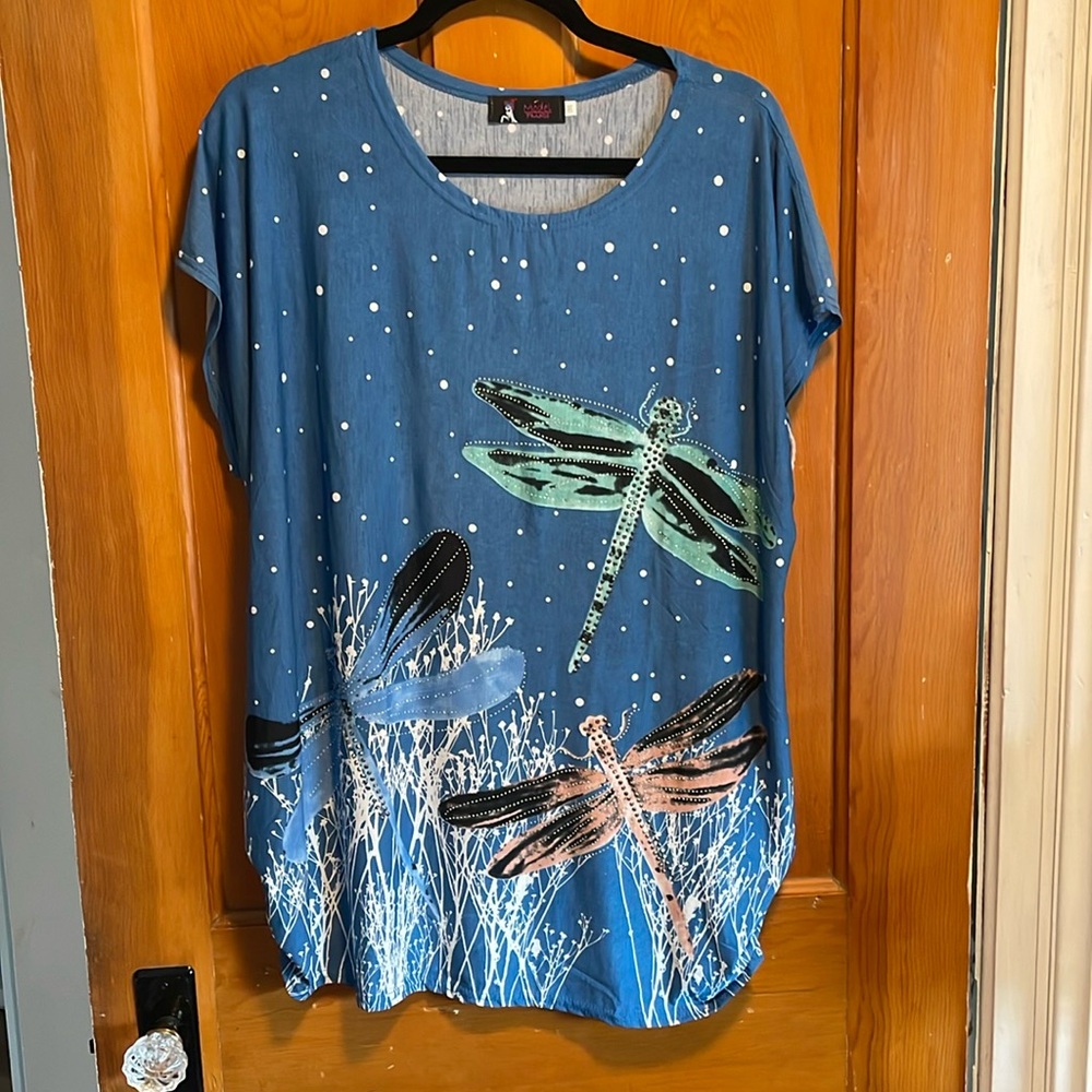 Dragonfly design summer top